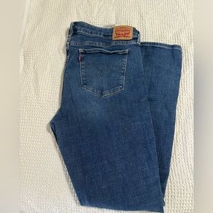 Levi jeans